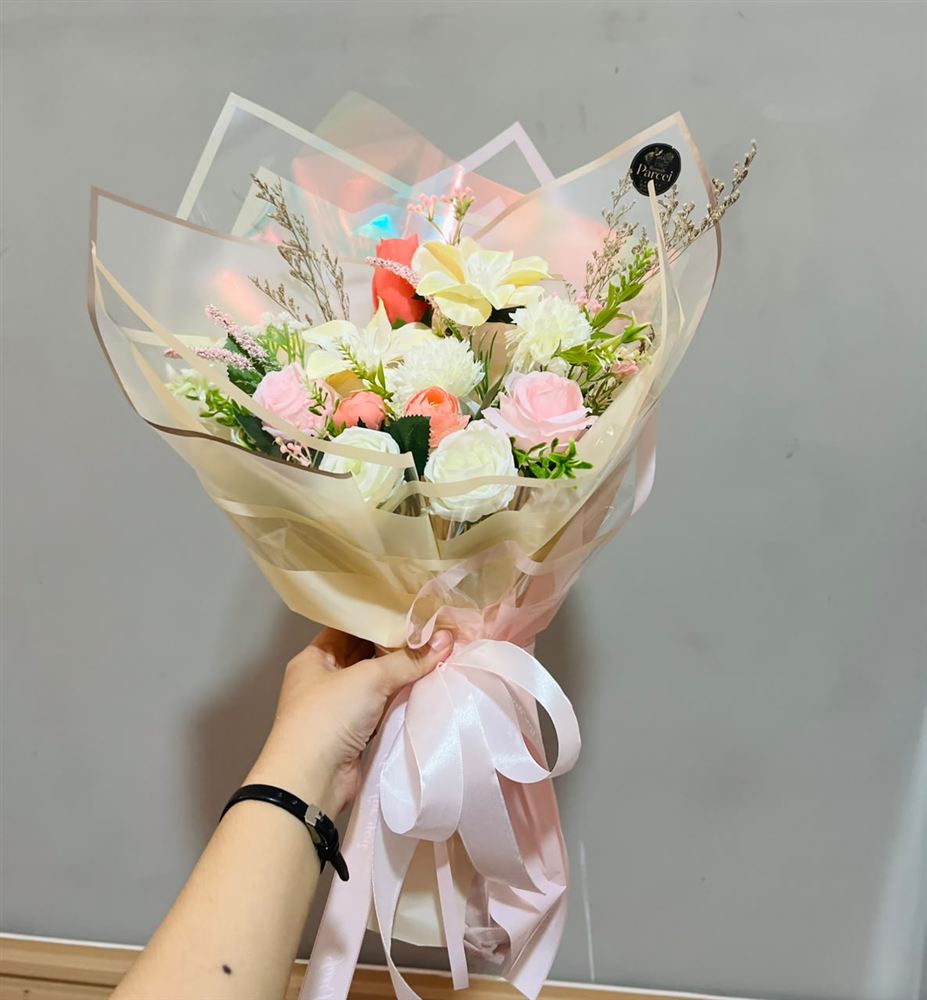 Buket bunga warna pastel